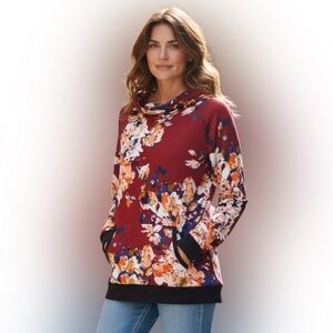 Lildy Floral Hoodie in Burgundy